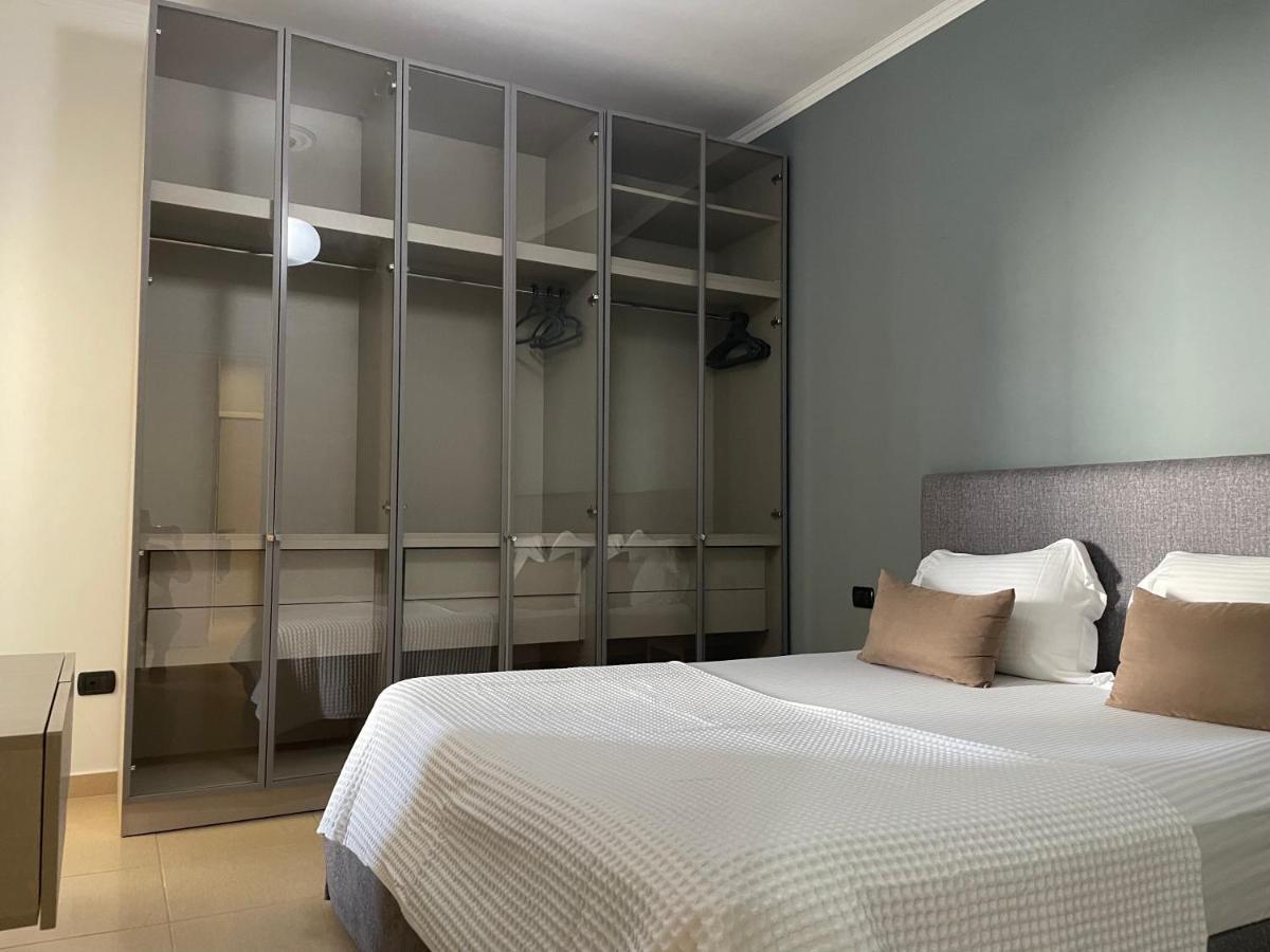 Tirana LUX Apartments Bagian luar foto