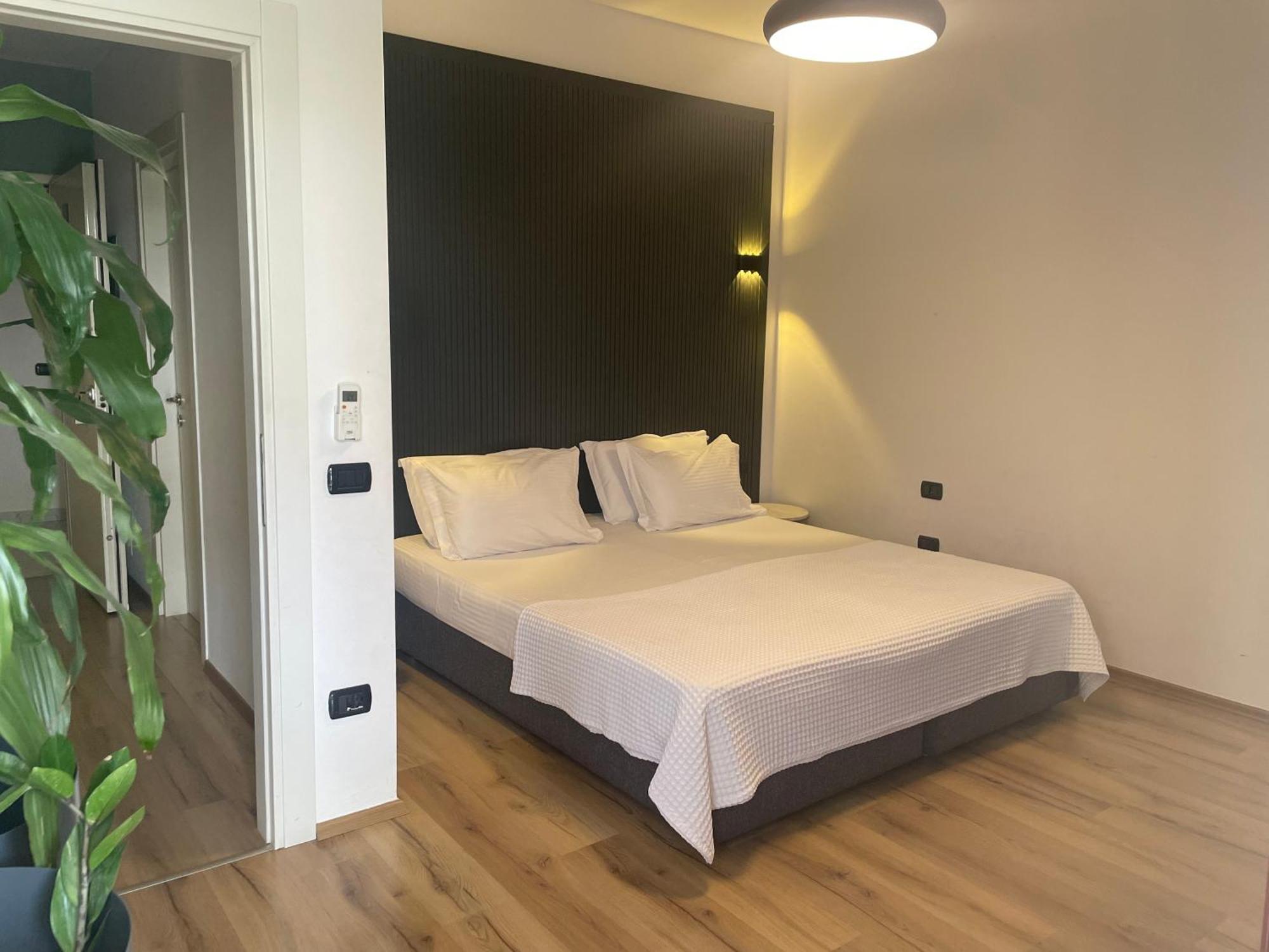 Tirana LUX Apartments Bagian luar foto
