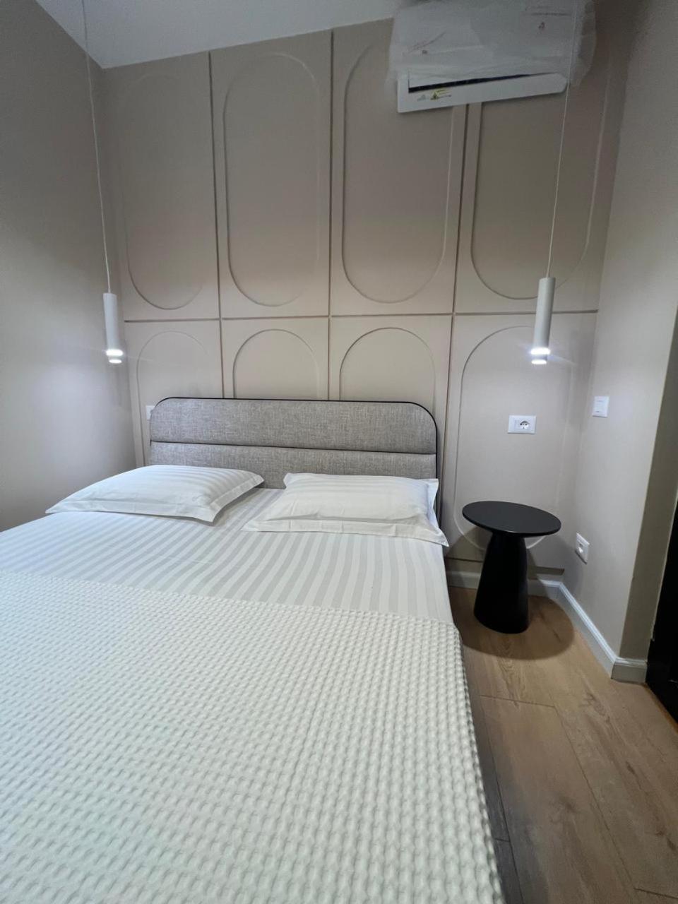 Tirana LUX Apartments Bagian luar foto