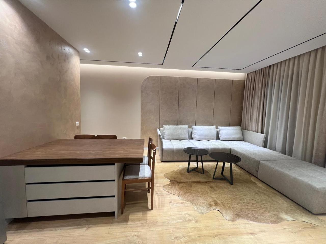 Tirana LUX Apartments Bagian luar foto